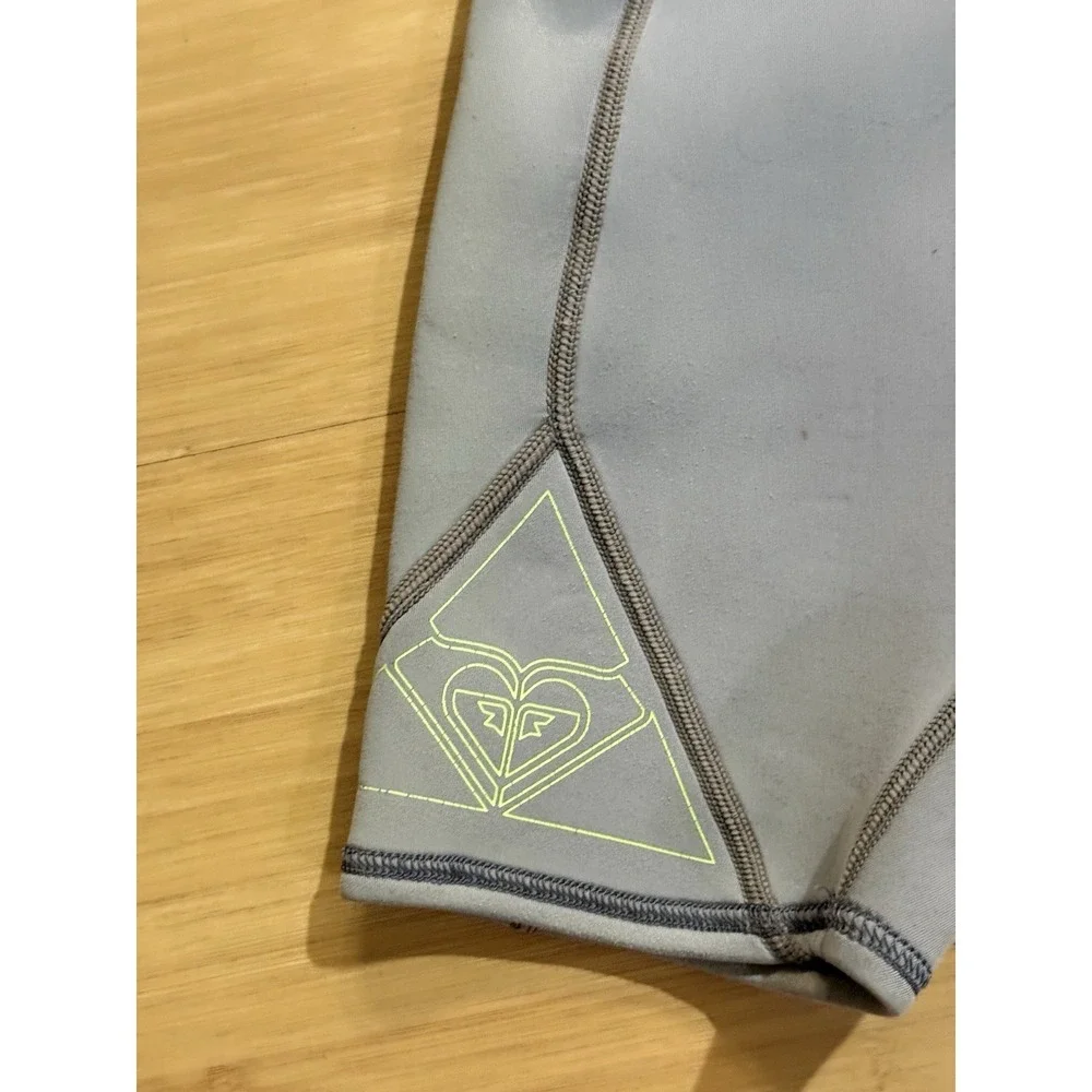 Roxy Syncro Kids Shorty Wetsuit Size‎ 8 2/2